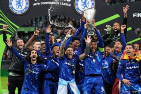 爱游戏-关于英超倒计时；切尔西集结日扳平良机；细节引发关注；更衣室稳定；细节决定成败的信息